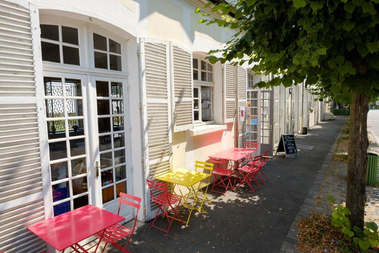 Auberge La Maison Montreau Montreuil  Exteriér fotografie